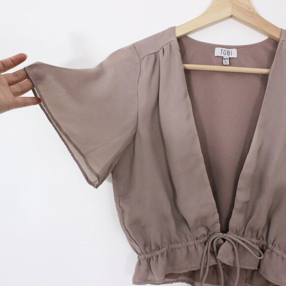*TOBI Beige Front Tie Crop Top - Picture 5 of 6